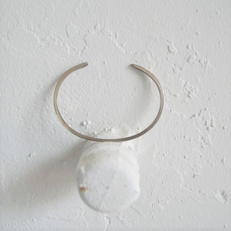 20/80｜トゥエンティーエイティー TWENTY EIGHTY SILVER IDバングル2mm/AB005 |  | 01