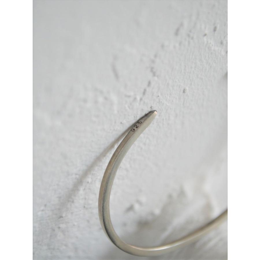 20/80｜トゥエンティーエイティー TWENTY EIGHTY SILVER IDバングル2mm/AB005 |  | 05