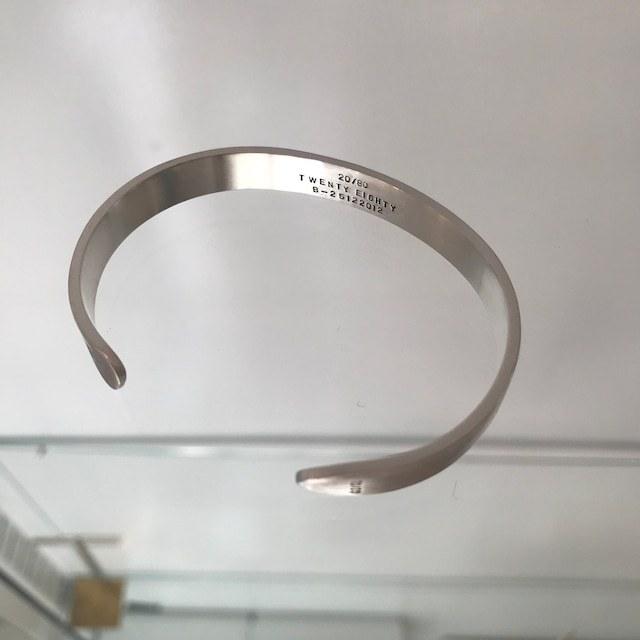 20/80｜トゥエンティーエイティー TWENTY EIGHTY SILVER IDバングル8mm/AB007 |  | 03