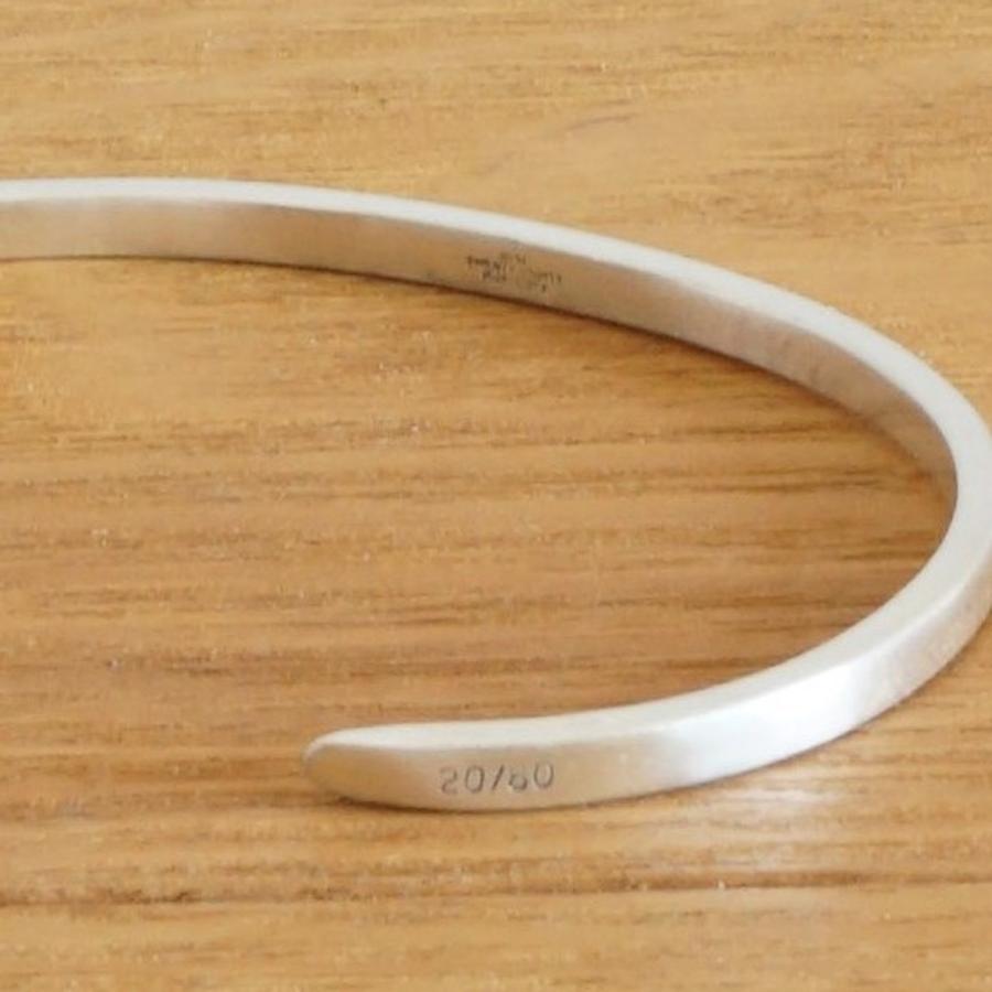 20/80｜トゥエンティーエイティー TWENTY EIGHTY SILVER IDバングル3mm/AB005 |  | 05