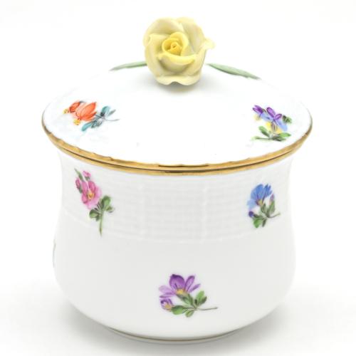 ヘレンド（HEREND） 蓋付きカップ(120cc)薔薇飾り ミルフルール(00385