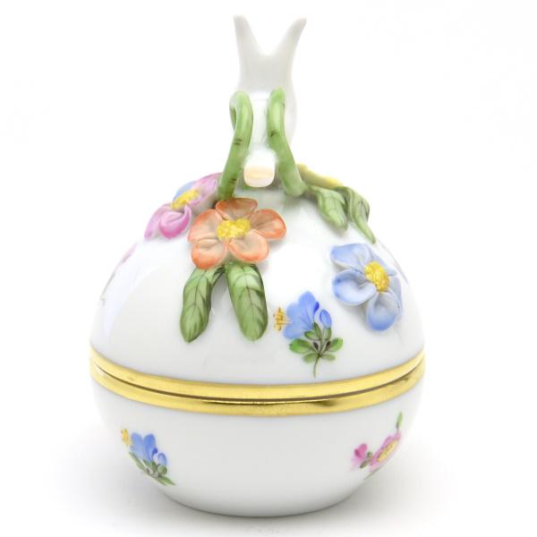 ヘレンド（HEREND） 卵形小物入れ(高さ:7.5cm)兎と花の飾り ミル 