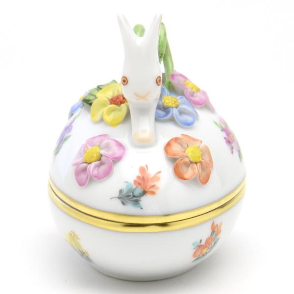 ヘレンド（HEREND） 卵形小物入れ(高さ:7.5cm)兎と花の飾り ミル 