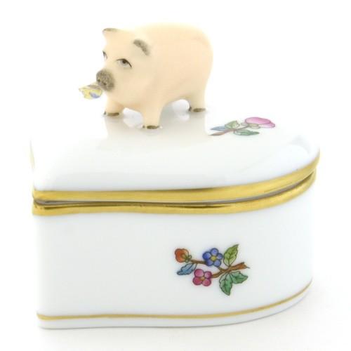 ヘレンド（HEREND） ハート形小物入れ(高さ:5.5cm)豚飾り ヴィクトリア