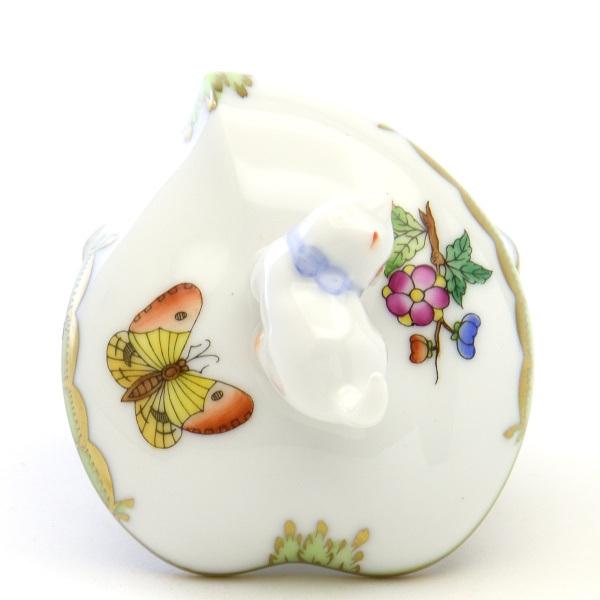 ヘレンドＨＥＲＥＮＤ小物入れ　猫ちゃん ヘレンド（HEREND） ハート形小物入れ(高さ:8.2cm)猫飾り ヴィクトリア