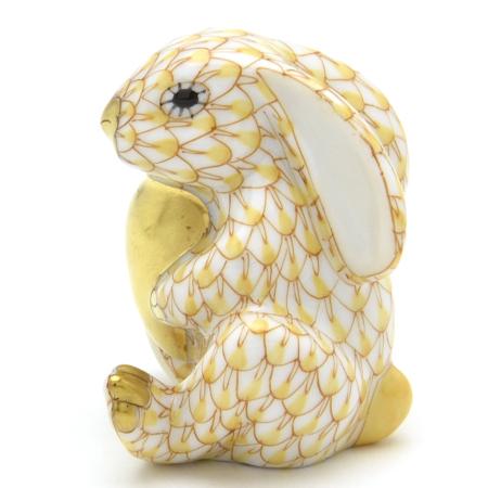ヘレンド（HEREND） うさぎ置物(高さ:5cm) 金のハートを抱く兎(05575 
