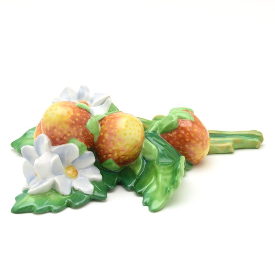 ヘレンド オーナメント 陶器製葉と実の置物 Herend（ヘレンド） | 人形