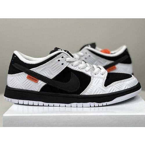 24cm FD2629-100 NIKE SB DUNK LOW PRO TIGHTBOOTH Black and White 