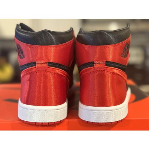 24cm FD4810-061 WMNS AIR JORDAN 1 RETRO HIGH OG Satin Bred  