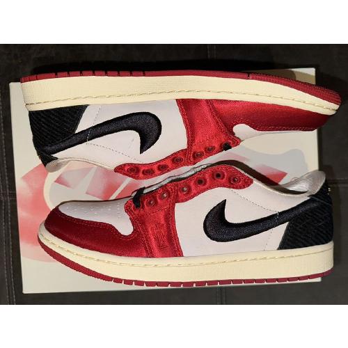 28cm FN0432-100 AIR JORDAN 1 LOW OG Trophy Room Sail and Varsity 