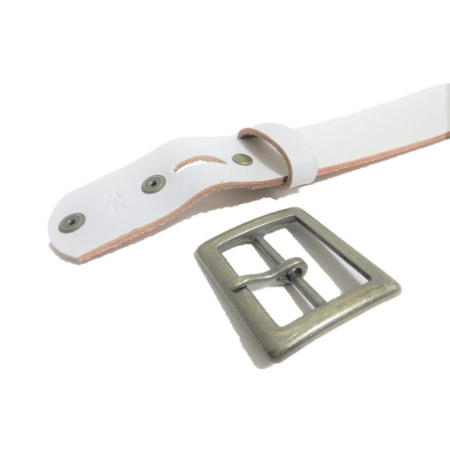 栃木レザーベルト プレーンバックル 白 ヴィンテージ調バックル 本革