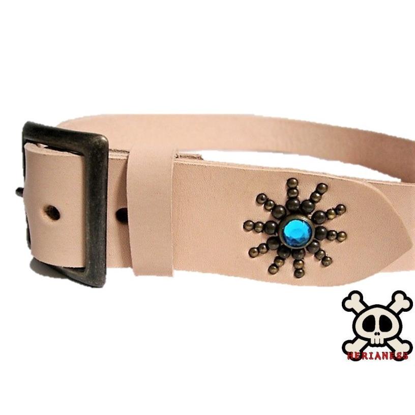 真鍮バックル 栃木レザーエンドオンリースタッズベルト 黒（アクア