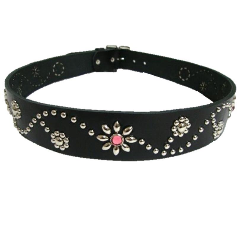 栃木レザー　フラワー型スタッズベルト　黒（レッドスポッツ）ヴィンテージタイプ 栃木レザー フラワー型 スタッズベルト 黒 レッドスポッツ 日本製 一枚