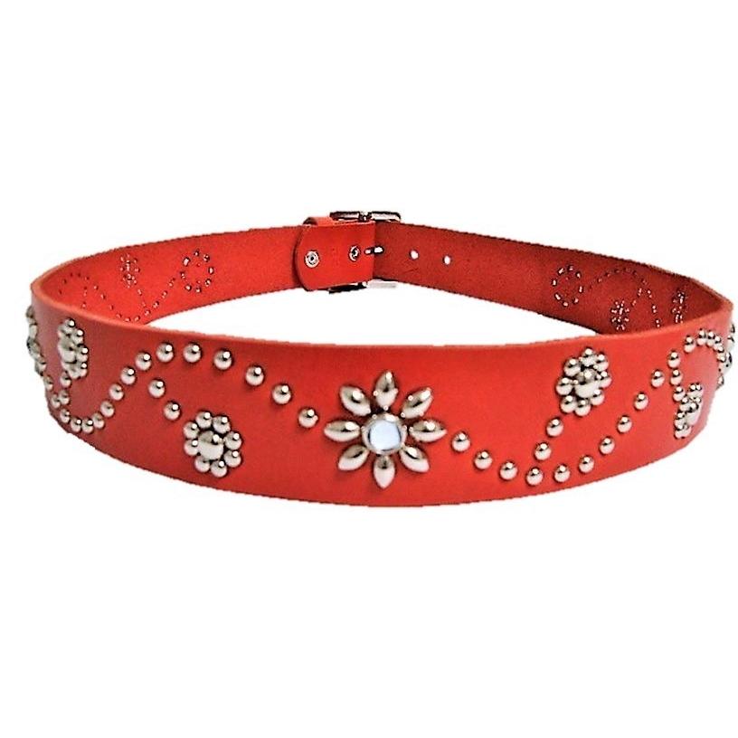栃木レザー フラワー型 スタッズベルト 赤 クリスタルスポッツ 日本製