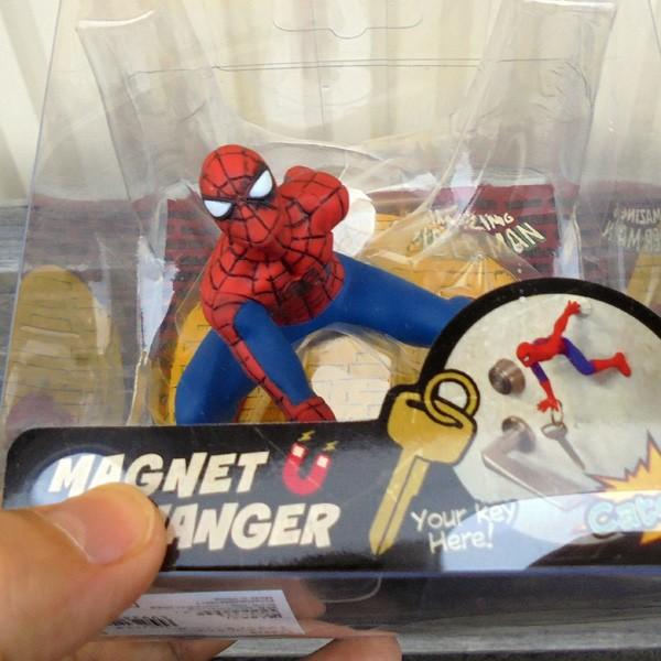 MARVEL マーベル スパイダーマン マグネット キーハンガー キーフック 磁石付き アメリカ ヒーロー キャラクター アメコミ 玩具 フィギュア  インテリア雑貨 :14319:アメリカン雑貨Hermit(ハーミット) - 通販 - Yahoo!ショッピング