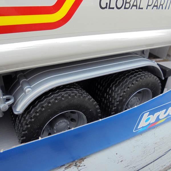 Manタンクローリー ミニカー 1 16スケール トラック 大きい ドイツ社製 子供玩具 おもちゃ 玩具 ミニカー 働く車 格好いい ガレージ トラックミニカー Br アメリカン雑貨hermit ハーミット 通販 Yahoo ショッピング