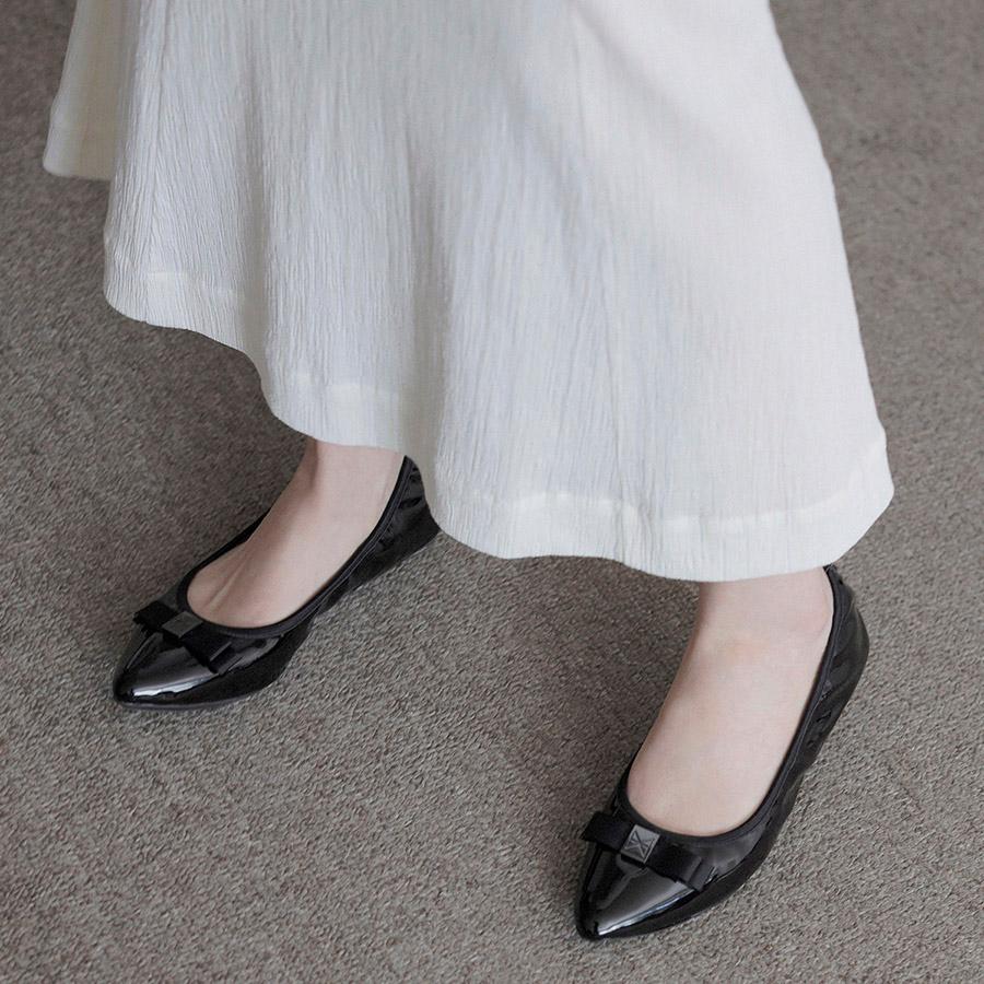 バタフライツイスト パンプス ジャスミン Jasmin 22023N ButterflyTwists バタフライ ツイスト Butterfly Twists エナメル 折りたたみ フラットシューズ | BUTTERFLY TWISTS | 19