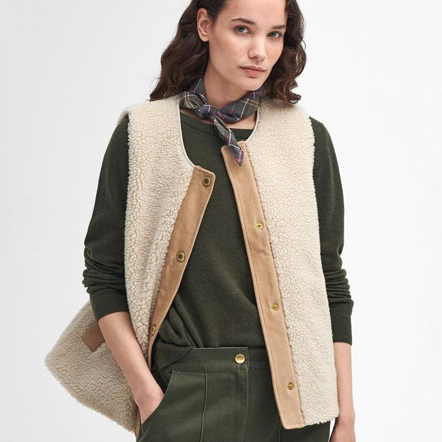 Barbour（バブアー） 本日迄爆買 最大+7% レディース ダルシー ボア