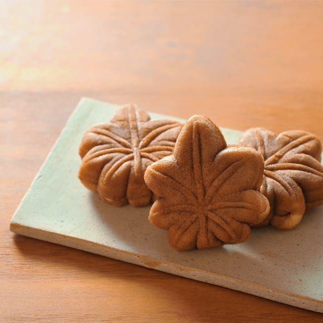 広島銘菓 もみじ饅頭 10個入り 宮島のもみじをかたどった広島を代表