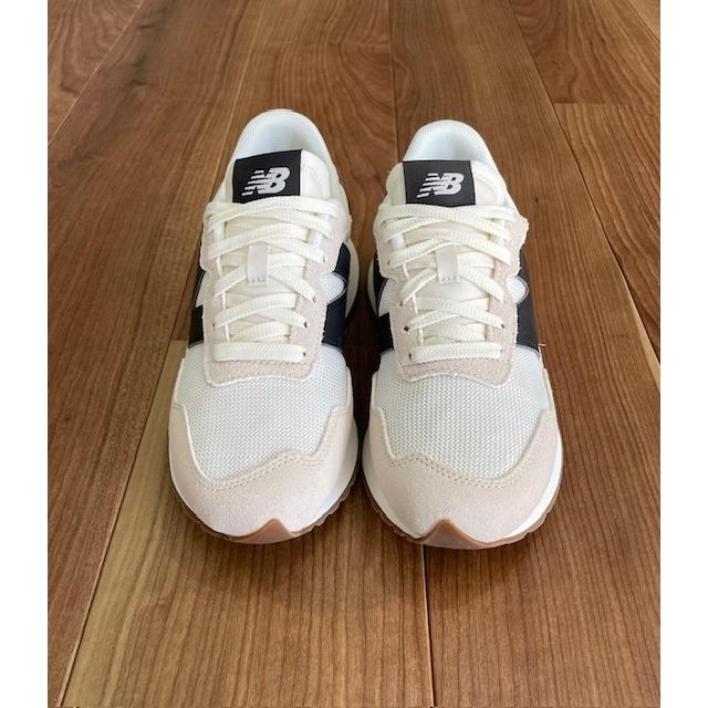 New Balance（ニューバランス） 2025秋冬新作 237 オフホワイト