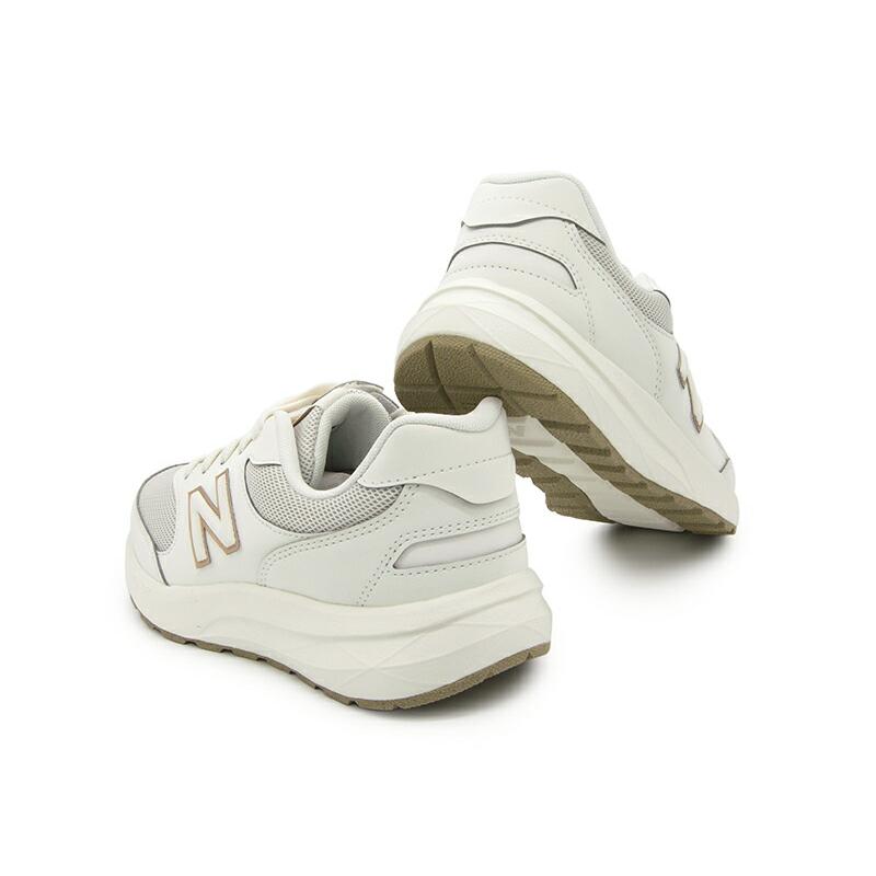New Balance（ニューバランス） レディース 幅広 2E ファスナー付き