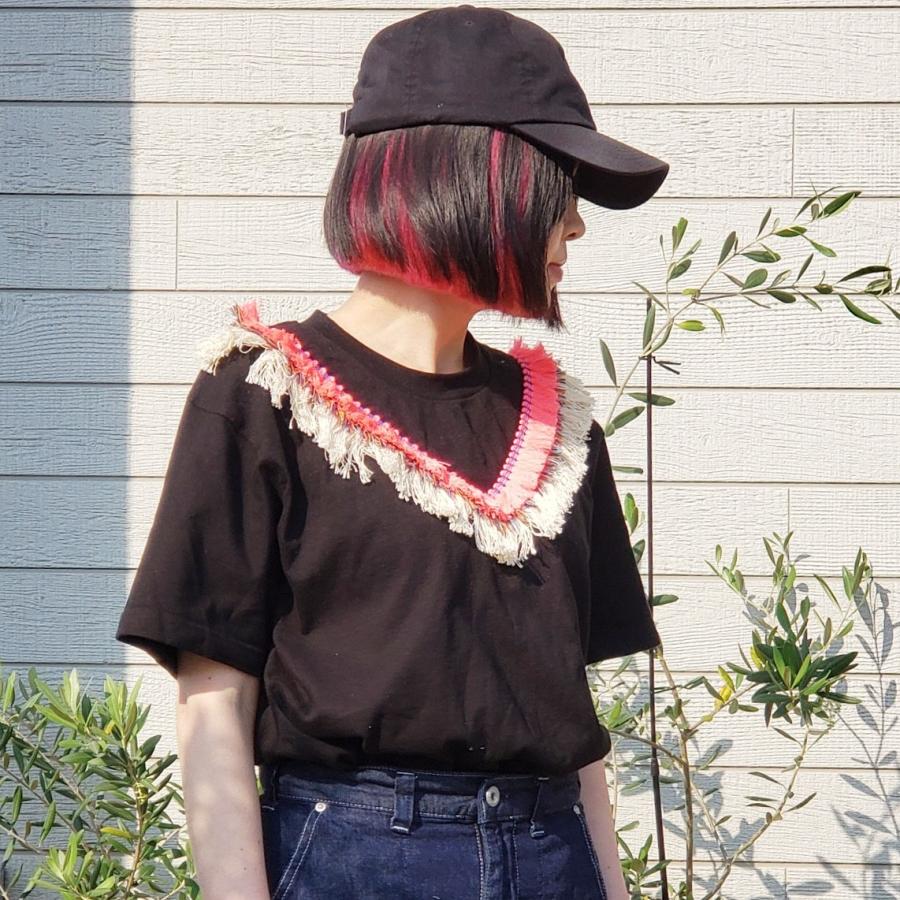カラフルフリンジのリメイクｔシャツ 黒バージョン T04 Haussement Innocent Online Shop 通販 Yahoo ショッピング