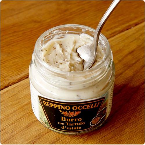 バターが美味しい絶品トリュフバター 世界最高峰のバター職人ベッピーノ オッチェリ氏が手掛けるトリュフバターが遂に入荷 Occelli Tartufobutter ハイ食材室 通販 Yahoo ショッピング