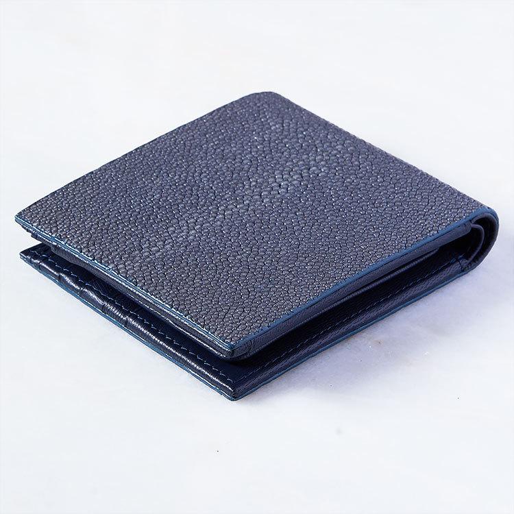 財布 二つ折り ラピス/グレーネイビー SP011B ガルーシャ スティングレー エイ革 本革 ATELIER AKNAS アトリエ アクナスの画像