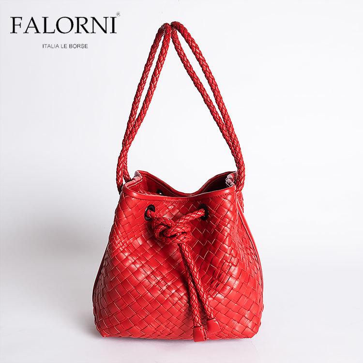 美品♡FALORNI ファロルニ レザー イントレチャート ショルダーバッグ ファロルニ FALORNI イントレチャートミニバッグ （ブラック