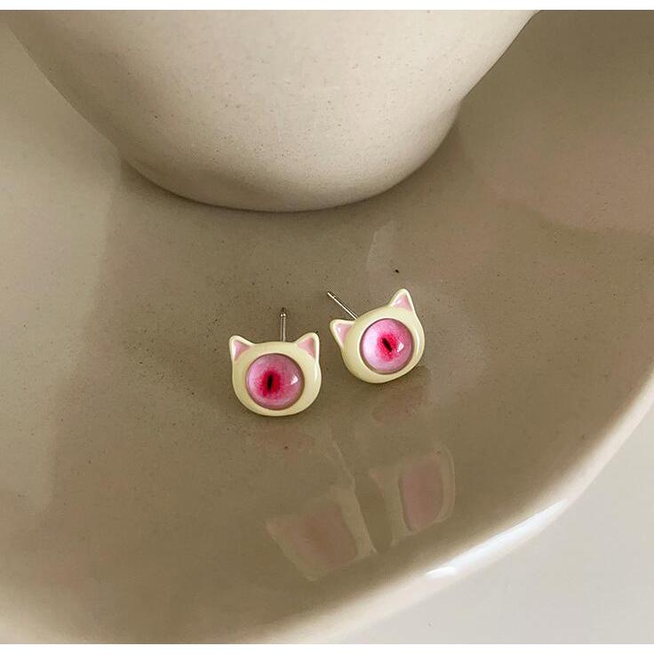 ピアス リアル猫目ピアス 送料無料 ねこ キャッツアイ ピンク