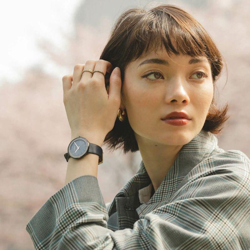 ヴェアホイ VEJRHOJ 腕時計 木製 メンズ レディース BLACK＆GOLD ブラック＆ゴールド 34mm/40mm 桜の木 サクラ レザーベルト メッシュベルト北欧の画像