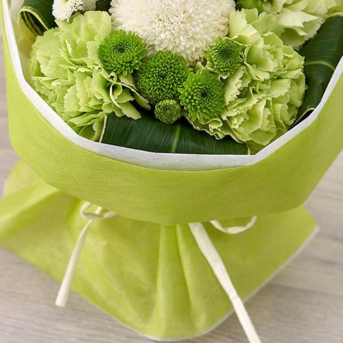 お供え 花 花束 そのまま飾れるブーケ メモワール ホワイト 花束 ネット限定 仏事 法事 命日 一周忌 法要 Th1057 日比谷花壇 ヤフー店 通販 Yahoo ショッピング