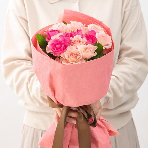 誕生日 結婚祝い 結婚記念日 お祝い プレゼント ギフト 女性 恋人 花 ピンク 赤 バラ 花束 2種類から選べるバラのブーケ 日比谷花壇 Paypayモール店 通販 Paypayモール