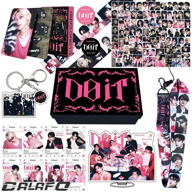 Stray Kidsグッズ ギフトボックス フォトカード DO IT テープ セット 
