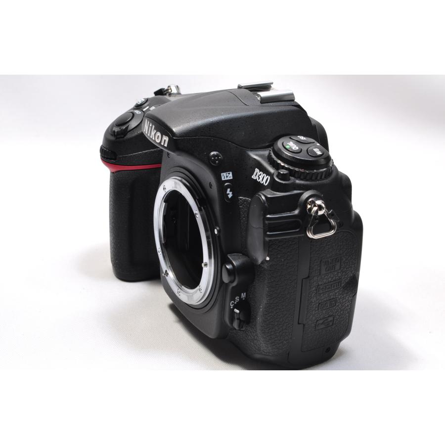 ニコン Nikon D300 標準&超望遠ダブルズームセット : カメラの ニコン Nikon D300 標準&超望遠ダブルズームセット : カメラの