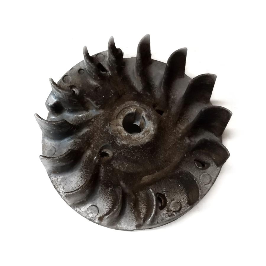 新ダイワ 草刈機 刈払い機 部品パーツ RA2121 フライホイール 共立