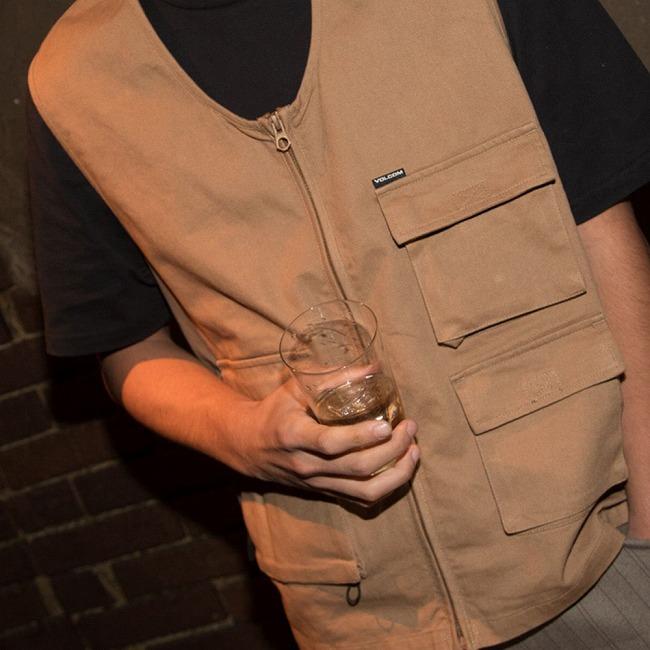 VOLCOM（ボルコム） Tokyo True Vest トウキョウトゥルーベスト SDN