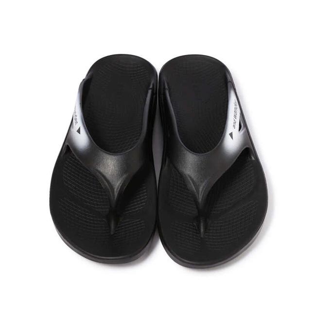 and wander アンドワンダー OOFOS original×and recovery sandal and wander アンドワンダー OOFOS original×and recovery sandal