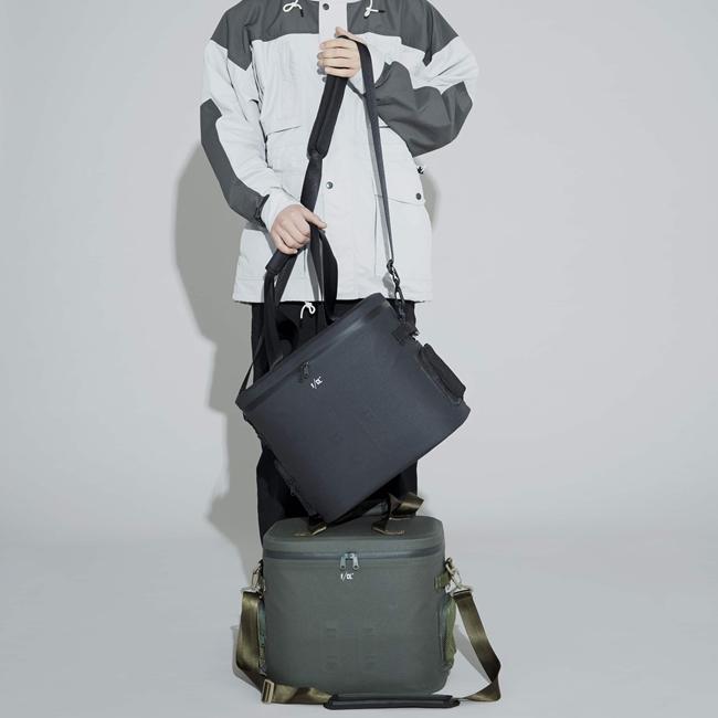 2013 ミツビシ 冷凍庫 2015年製 MF-U12Y 121L 縦型ストッカー 送料B