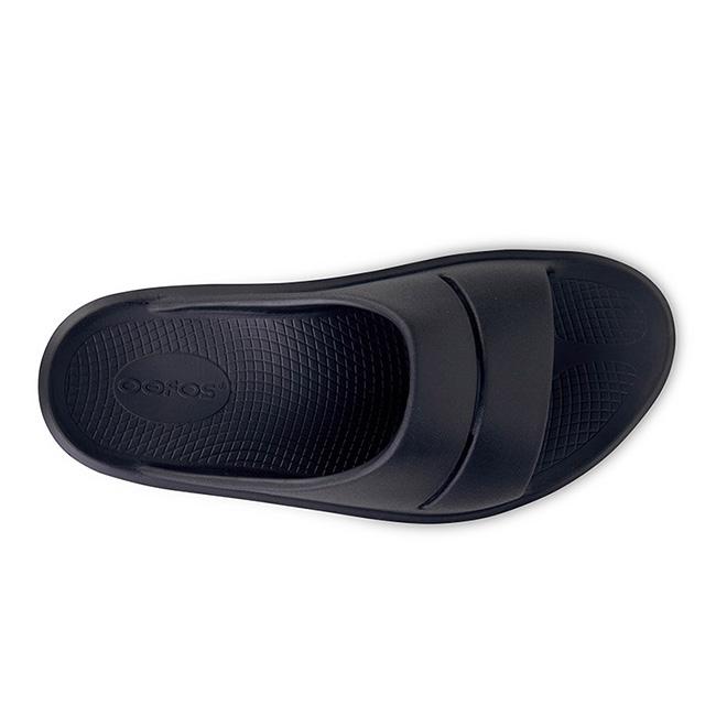 【新品未使用】OOFOS OOmega/BLACK【６】正規品 ウーフォス OOFOS Oomega - ウーメガ （black） - ファッション