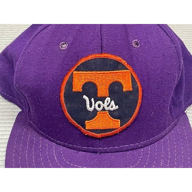 80's 米国製 AJD ビンテージ カレッジ ベースボール キャップ 帽子 テネシー大学 Tennessee Vols パープル スナップバック [la-1485] | MADE IN USA | 01