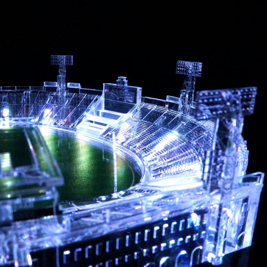 阪神甲子園球場（承認）LEDで輝くスタジアムライト 球場模型 LEDライト USB電源 アクリル 日本製 野球グッズ ギフト プレゼント 株式会社樋口プレシジョン 阪神甲子園球場 球場模型 アクリル ギフト