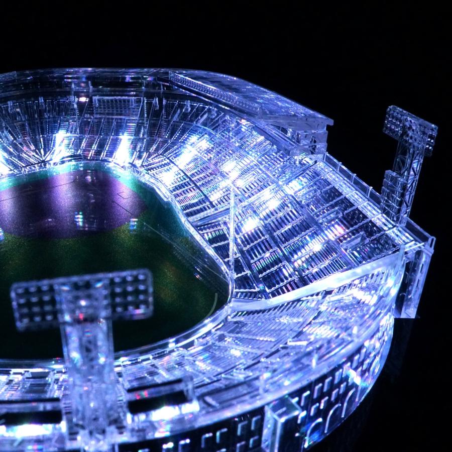 阪神甲子園球場（承認）LEDで輝くスタジアムライト 球場模型 LEDライト USB電源 アクリル 日本製 野球グッズ ギフト プレゼント 株式会社樋口プレシジョン 阪神甲子園球場 球場模型 アクリル ギフト