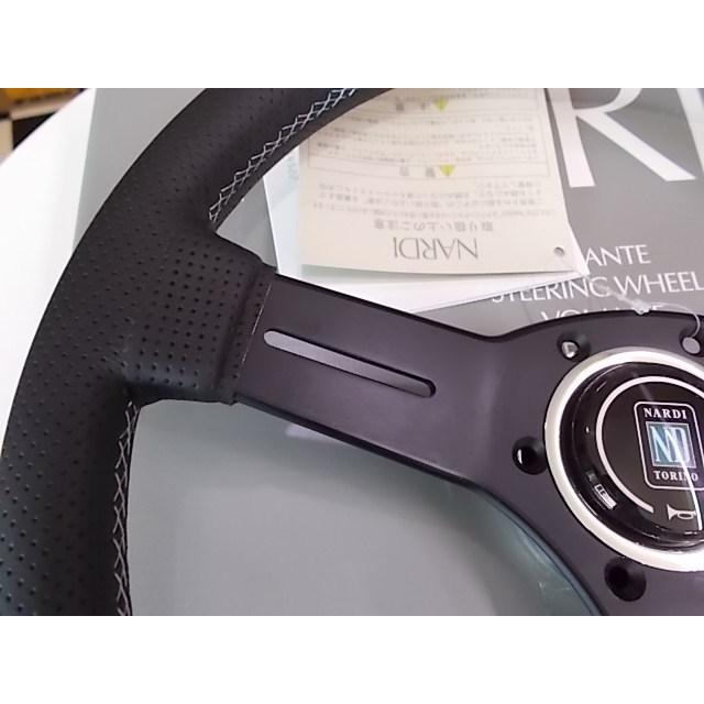 NARDI ナルディ ステアリングホイール COMPETITION ブラックパンチング
