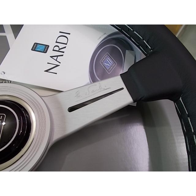 NARDI ナルディ Classic レザー N131 ブラックレザー＆シルバー