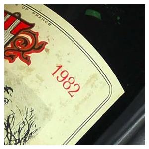 メーカー包装済 1982 赤 ワイン シャトー ヴレ カノン ブシェ 1982年 生まれ年 フランス ボルドー 750ml 昭和57年 Wine 肌触りがいい Euroimpex Lv