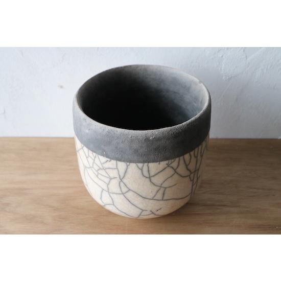 DOMANI ドマーニ 花器 パールホワイト×grey 直径16,高さ16cm DOMANI ドマーニ 花器 パールホワイト×grey 直径16,高さ16cm