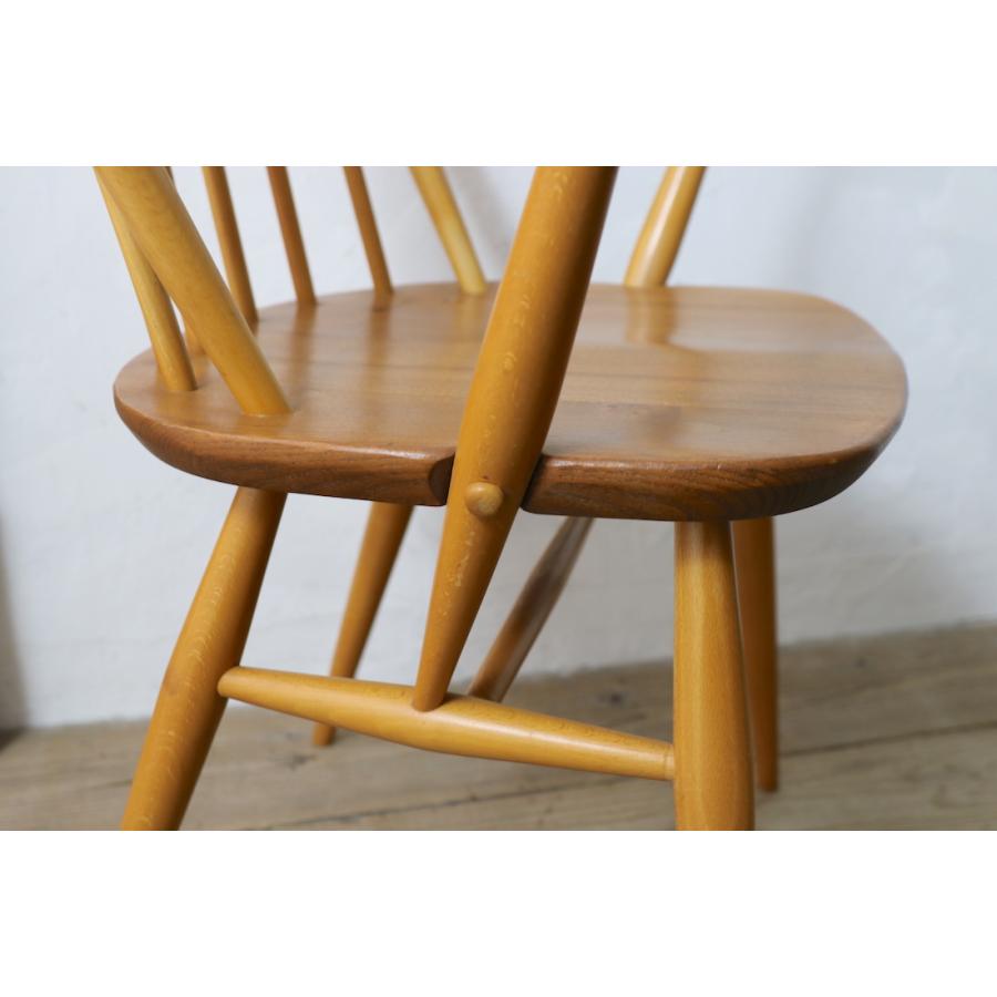 アーコールチェア アーム付きフープバックチェア(D) ERCOL イギリス