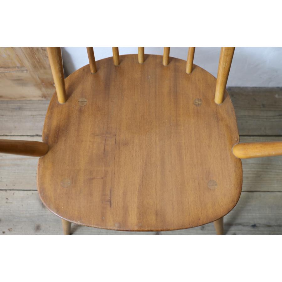 アーコールチェア アーム付きクエーカーチェア(B) ERCOL イギリス