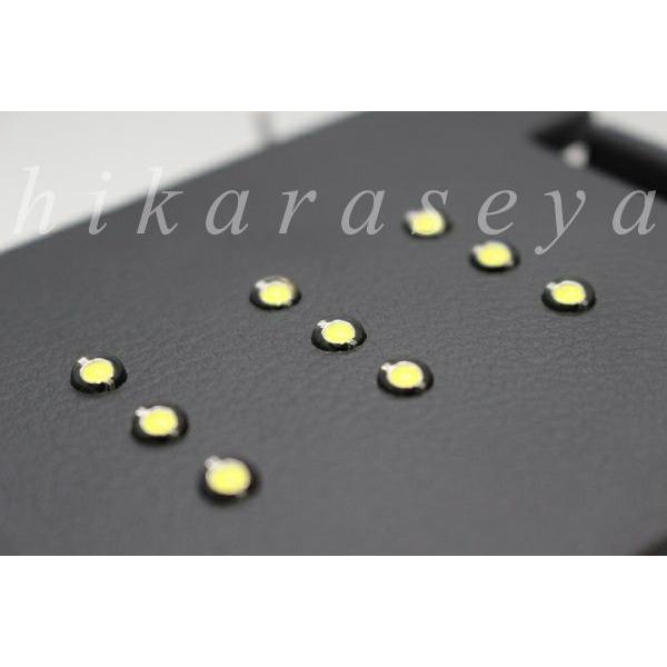 デリカD5 ラゲッジランプ LED 純白 3点 内装色黒 純正加工 デリカD:5